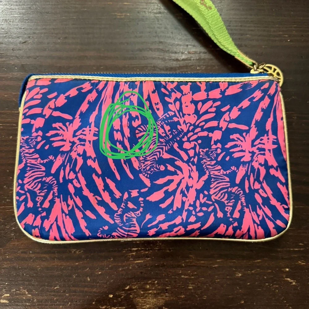 Lilly Pulitzer Wallet Clutch - Picture 5 of 8